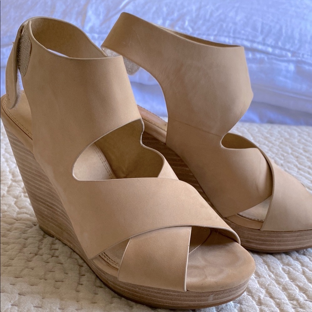 Splendid Women's Ankle Strap Tan Wedge Sandals size 9.5